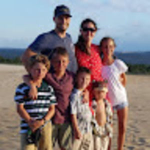 Meet your Posher, Elisa